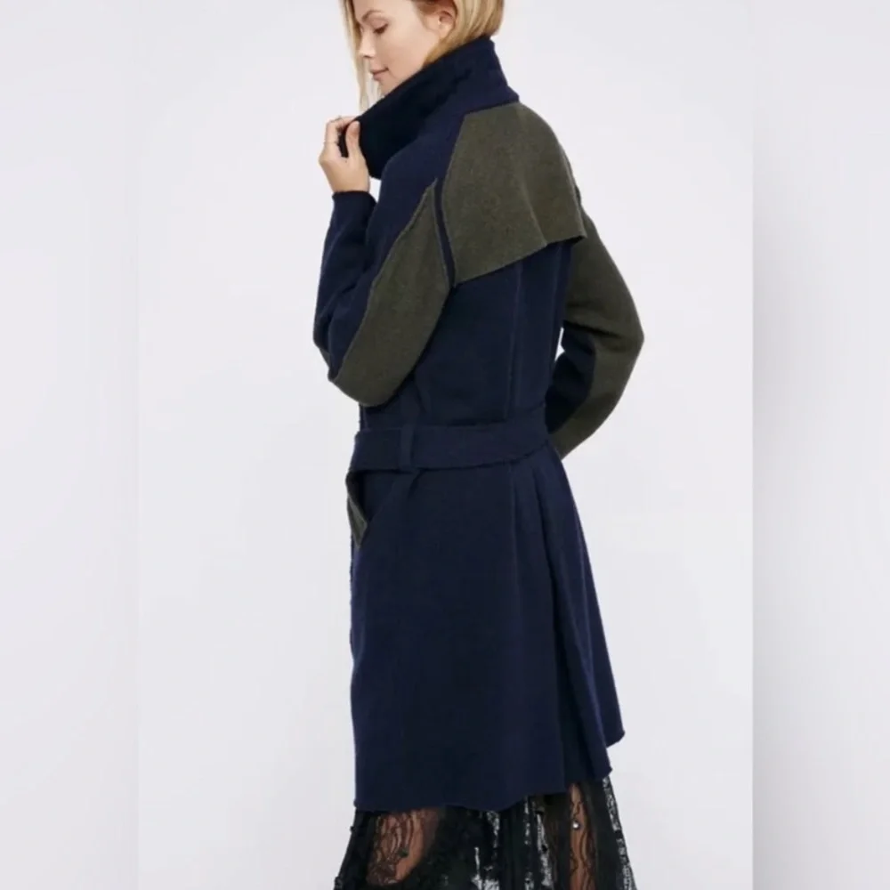 NWT FREE PEOPLE ZODIAC SWEATER JACKET, ONE SIZE FITS MOST - Picture 2 of 12